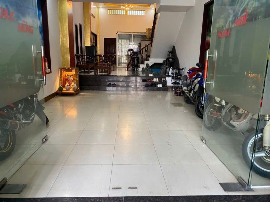 MẶT TIỀN TÊN LỬA – 5 TẦNG – 7PN – 100M²
